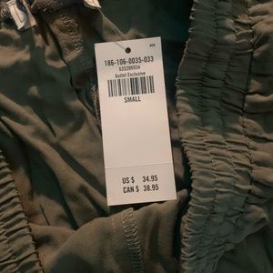 Abercrombie olive color pants